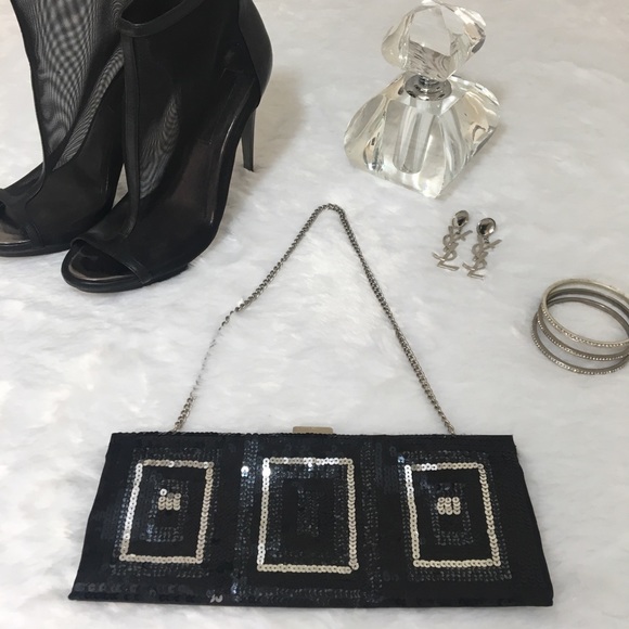 Black sequin clutch 🎀 - Picture 8 of 8